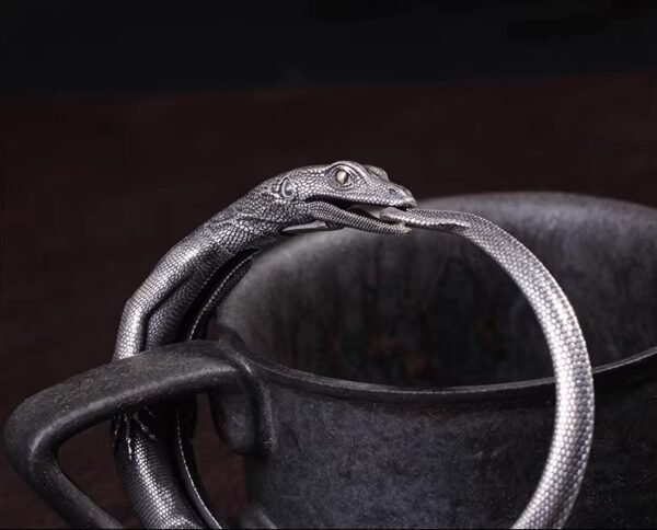 The Komodo Dragon Bangle – Handcrafted 925 Sterling Silver & 18K Gold Articulated Cuff