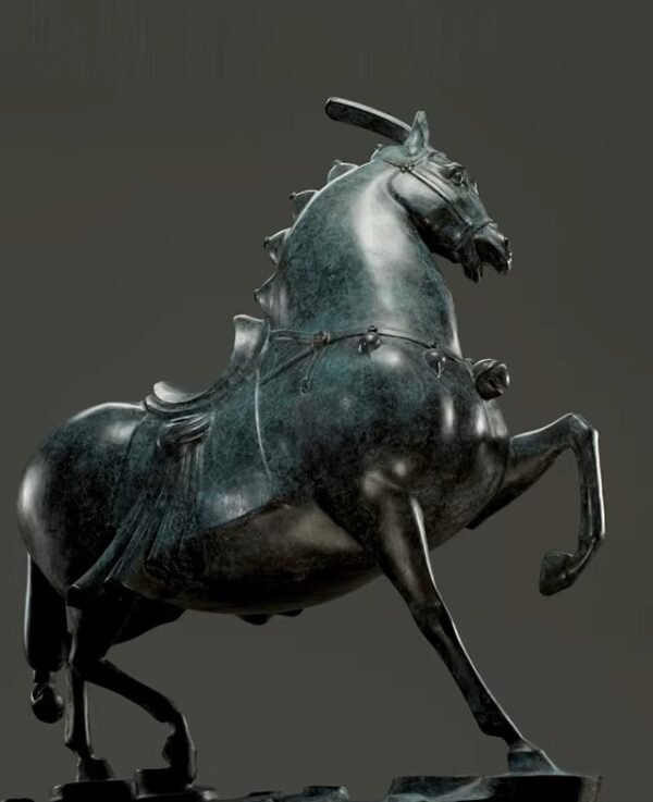 The Tang Dynasty Celestial Horse – "Treading on Clouds" Solid Bronze Sculpture