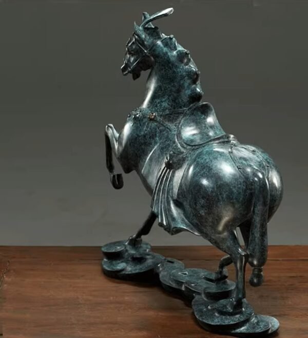 The Tang Dynasty Celestial Horse – "Treading on Clouds" Solid Bronze Sculpture