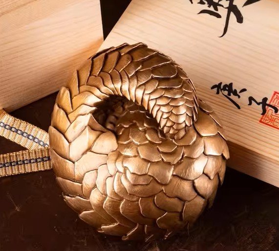 The Pangolin – Handcrafted Solid Bronze Sculpture, “Armored Guardian,” Pocket-Sized Heirloom