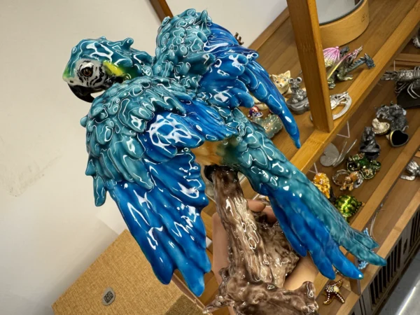 Blue Macaw – Handcrafted Resin Sculpture with Enamel Finish, Glass Eyes, Artist Lin Hui Design, Signed Collector’s Piece