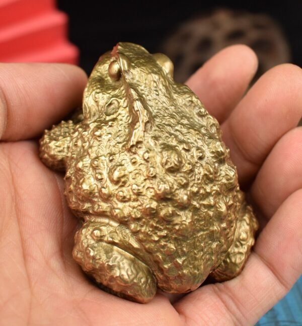 The Golden Toad – Handcrafted Solid Brass Sculpture, “A Croak of Fortune,” Auspicious Desk Companion, Incense Holder & Palm Worry Stone