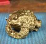 The Golden Toad – Handcrafted Solid Brass Sculpture, “A Croak of Fortune,” Auspicious Desk Companion, Incense Holder & Palm Worry Stone