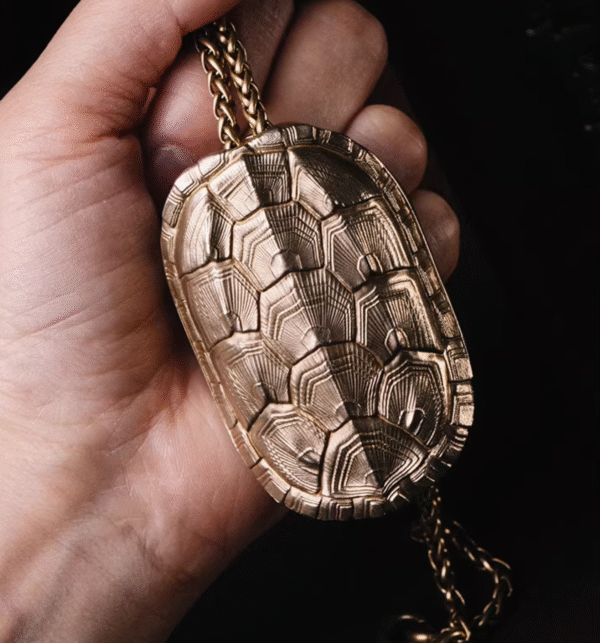 The Tortoise Shell Key Case – Handcrafted Solid Brass Portable Key Organizer