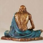 The Contemplative Bodhidharma (Daruma) – Handcrafted Solid Brass Sculpture, “The Silent Sage”, Meditation Gesture