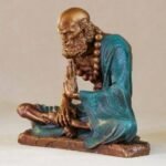 The Contemplative Bodhidharma (Daruma) – Handcrafted Solid Brass Sculpture, “The Silent Sage”, Meditation Gesture