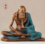 The Contemplative Bodhidharma (Daruma) – Handcrafted Solid Brass Sculpture, “The Silent Sage”, Meditation Gesture