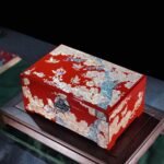 Magpie on Plum Blossom – Handcrafted Mother‑of‑Pearl Inlay Lacquerware Jewelry Box, “Joy Has Arrived”, Intangible Cultural Heritage