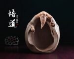 Laozi – Handcrafted Zisha Clay Sculpture, “The Sage of Tao”, One Hand to Heaven, One Hand to Earth, Zen Art for Study & Office